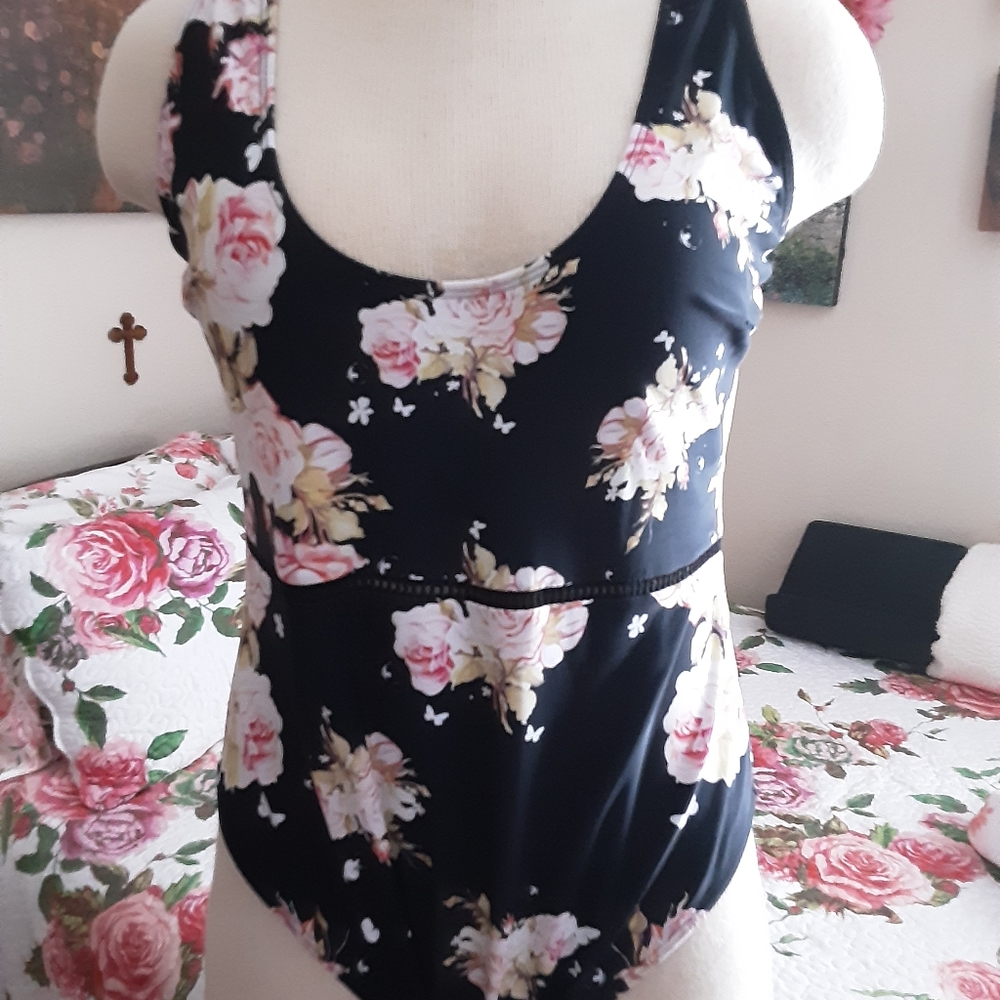 One piece swimsuit